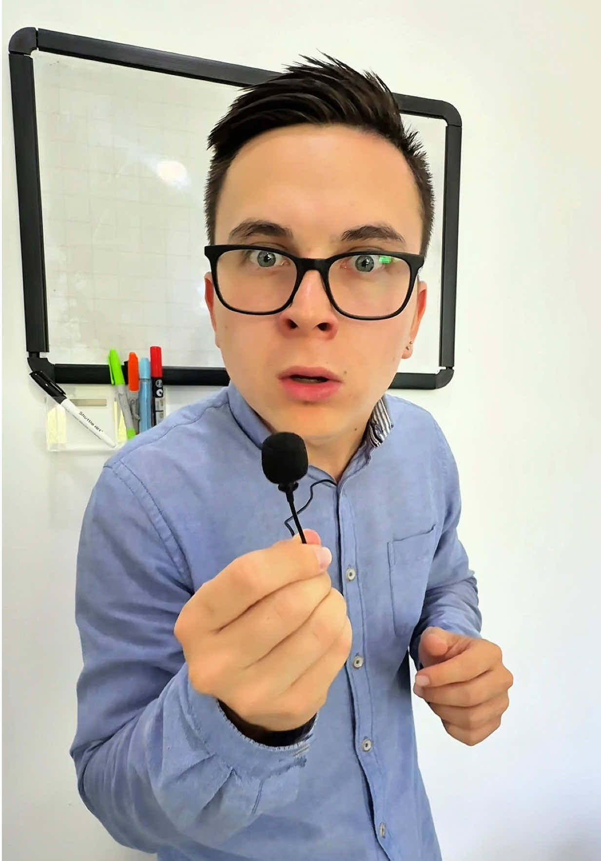 El micrófono del profe 👨🏻‍🏫🎙️