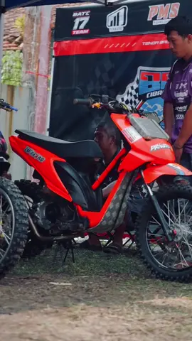 jhonson with @Ari ladomex alhamdulilah ada cinta nyaaa trima kasih kpada smua yang terlibat@Hallo_hf10 @KNALPOT OX2 RACING EXHAUST @𝒜𝓁𝑔𝒾.𝓎𝑒𝒹𝑒𝑒𝑒 @Witbul 