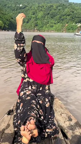 আমি কুল হারা গ 