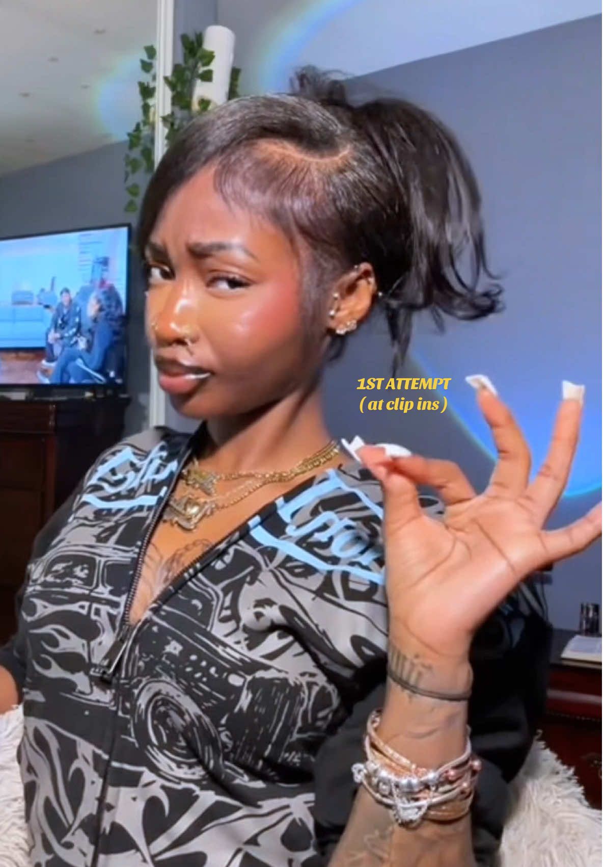 quick weave but make it clip ins • @Cheetah Beauty Hair Shop • #TikTokshop #cheetahbeauty_shop#viral #humanhairwigs #wig #Tiktokshopwig #fyp#deepwave#viralvideos#deepwavewigs#colorwigs#newyeardiscount#bigsales#TikTokShopwig#TikTokShophair#fy#fypppppppppp#welcombacktiktok#SeasonalGems#springfashion#springoutfit#spring#fashion#OOTD#TikTokShopSpringGlowUp#springtok#wigtutorial#grwm#toptrending#wigchallenge#wigstyleodeas#Outdoorfun#beginnerfriendly#ShopVideoCarnival#TikTokShopMemorialDay#dealsforyourdays#FallFreshness