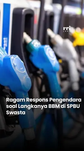 Respon beragam datang dari sejumlah pengendara yang sehari-hari memanfaatkan SPBU swasta untuk kebutuhan bahan bakar kendaraannya. Pasalnya, sudah beberapa minggu ke belakang, sejumlah SPBU swasta mengalami kekosongan stok. Kunjungi rri.co.id dan pilih daerah Jakarta untuk informasi lebih lanjut. Dengarkan siaran RRI dan dapatkan berita terkini dengan mengunduh aplikasi RRI Digital di Google Play. #RRIJakarta #BBM #SPBU 