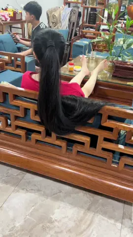 Cuối tuần zui zẻ#côngchuatocmay #hoànghang09 #tócdainhatvietnam #tócđẹp #hairlong 