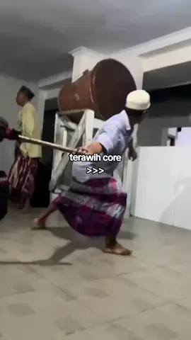 “jadi kangen Ramadan 2025🥹😰😭😇🕌#ramadancore#ramadancore2025#vibesramadan2025#fyppp#menuju #ramadan2026🕌📿🤲 #ramadankarem🌙🕋🕋🕋🕋 #ramadanvibes #foryoupage #xybca #4u #puasaramadan #Ramadanvibes2026 #marhabanyaramadan 