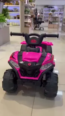 Dê uma olhada em Mini Quadriciclo Elétrico Infantil Bateria 6V Luz e Música Brinq Kids por R$439,90 - R$469,90. Compre na Shopee agora! Link na bio link nas mensagens 