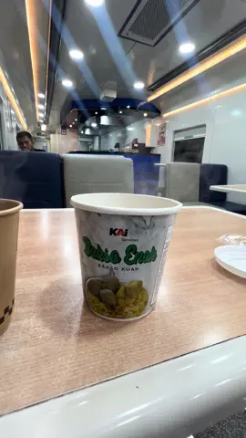 Makan Tengah Malem  #ptkaiindonesia #restokereta  #reska #baksokai 