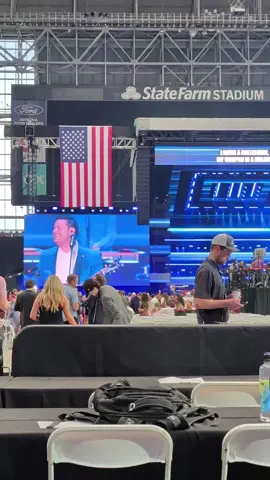 @Charlie Kirk filled the stadium FAST. Your reach is huge. Praise God in all things. #Love #faith #folknreal #turningpointusa 