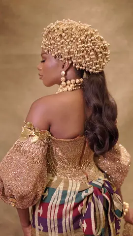 We celebrated style and cultural heritage with TWM couple Chikamkpa and Anita Amaechi, in their custom modern-vintage Rivers regalia — styled by @thewardrobemanager and designed to perfection by @tubo__ ⚜️ Chikamkpa, son of Rt. Hon. Chibuike Rotimi Amaechi, former Governor of Rivers State and Minister of the Federal Republic of Nigeria, embraced love and legacy in a way that paid homage to his Ikwerre roots — a story beautifully brought to life through their exquisite ensemble ✨ __ Bride @wanita_  Content Creator @durrode  Bridal Styling @thewardrobemanager  Groom Styling @groomstylingbytwm Planning @exquisiteluxuryevents  Makeup Artist @genoverabeauty Hair Stylist @hairbyehis Groom’s outfit @ugomonye.official After party outfit @tubo__ @tubobereni_  Bride’s rivers outfit outfit @tubo__ @tuboreni__ Groom’s rivers outfit @ugomonye.official Groom’s after party outfit @atafo__  Clutch bags & Shoes @cultgaia @jimmychoo @pacorabanne via @tikaluxury Groom’s shoes @ferragamo @gucci via @tikaluxury Hand fan @kishlys  Coral beads @ @trads_by_glitz Hand tan @chic_elle.ng Groom’s hat @viandi_vogue Photography  @bighstudios @wrgo.photos  @wrgoimagery_backup #AC25 #TWMcouples #TWMBrideTribe #TWMgrooms