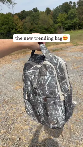 be the first to jump on the trend😙  #backpack #minibackpack #irisandrainbow 