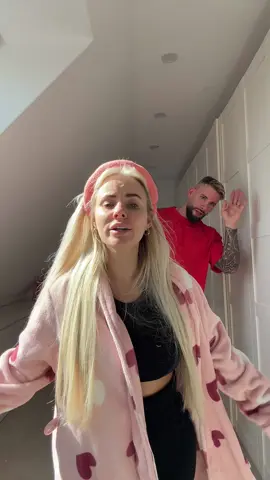 Ratet mal wo es jetzt für uns hingeht🎡🥨?!? #viral #couplecomedy #funnyvideo #comedy #oktoberfest 