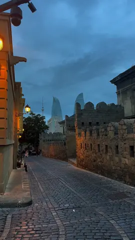 Old City in Baku Welcome to Azerbaijan  #oldcity #baku #Love #tren #أذربيجان 