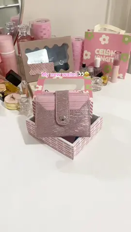 Wajib punya wallet gemas ini 👀💗‼️ #celahlangit #wallet #girls #fyp 