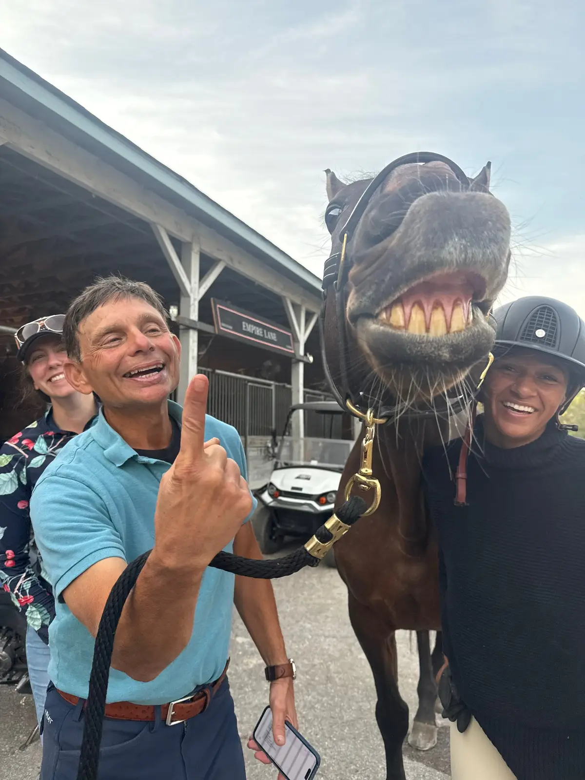 I finally got to meet Nimpy and heather this morning and it was absolutely better than I could’ve imagined🤍 I was fangirling hard @Hunt Jumpin Jerry @Nimpy #horsetok #jerry #huntjumpinjerry #horsesoftiktok #horsegirl 