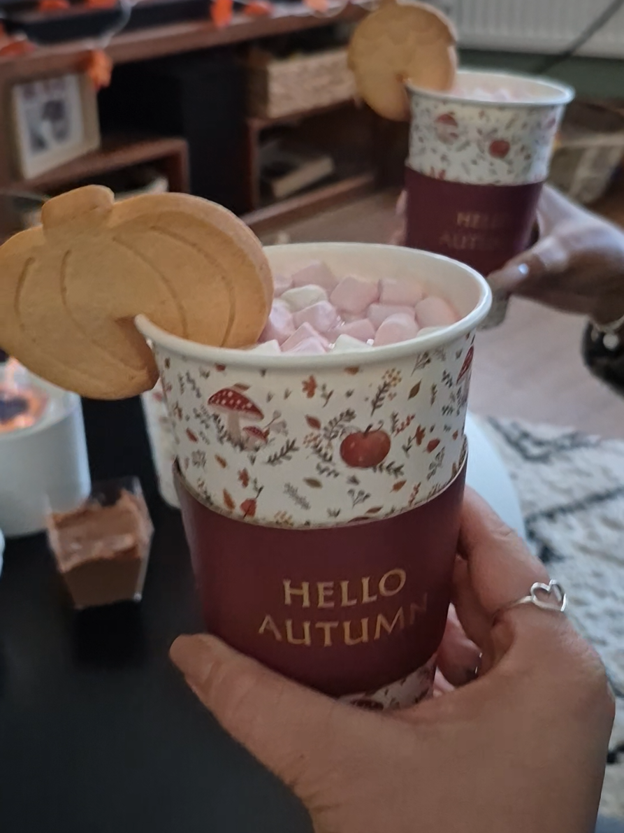 Hello Autumn 🍁🤎🍂 Hot Chocolate and Toasted Marshmallow Szn 🔥🍫 @Iram Nicholas  #autumn 