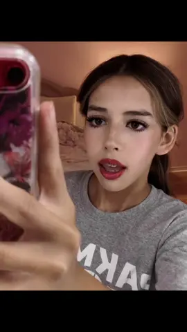 U suck #eyes #makeup #lashes #men #room 