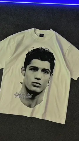 Rekomendasi kaos EMCN Oversized Tee Big Head Football Collection CR7 #foryou #outfit #kaoskeren #cristianoronaldo #rekomendasi 