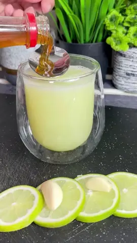 #RemèdesMaison #SystèmeImmunitaire #Détox #RemèdesNaturels #Santé 