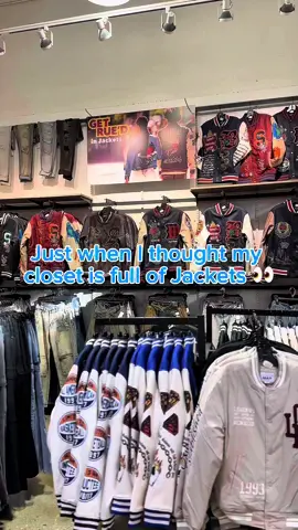 Too many jackets? NEVER! Fill your closet this Fall with the best jackets at the best prices 🧥 Link in bio to find a rue near you #YOUinrue