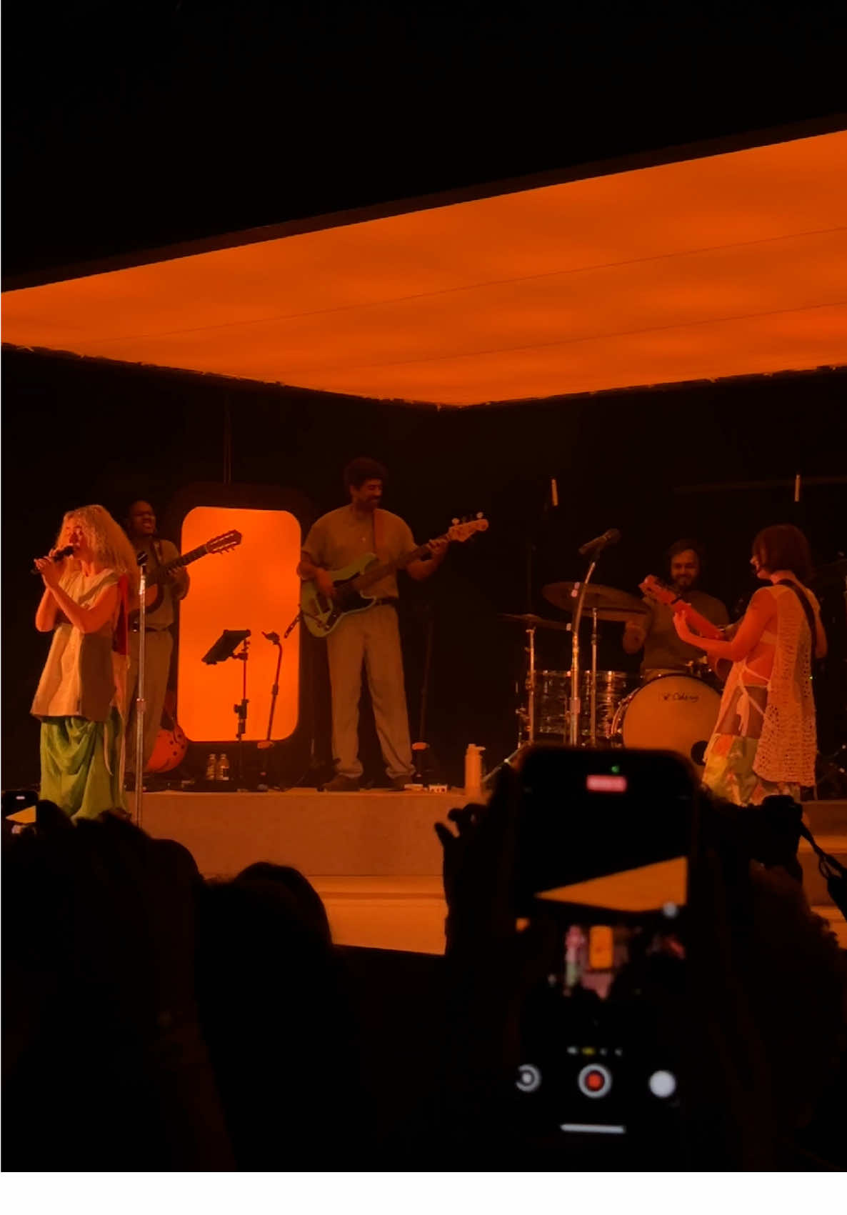 melhor show do mundo!!! #turneesquinas #esquinas #lisboa #anavitoria #fyp @ANAVITÓRIA 