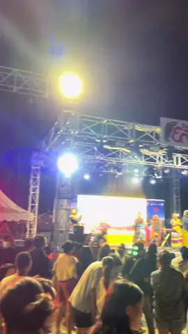 #alfredgare dan pax group di Labuan Bajo dalam penutupan Tour De Entete 2025 #komodo #waterfront 