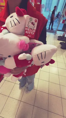 hello kitty is back!💕💝🎀 #fyp #hellokitty #kruidvat #back #hellokittylover 