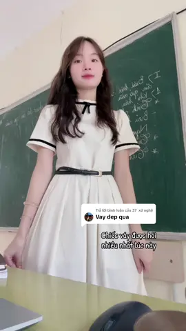 Trả lời @37  xứ nghệ  em váy được hỏi in4 nhiều nhất👗 #xuhuong #vaydainu #macgihomnay #giaovien #outfitcongso 