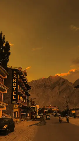 سب کے خساروں کو جمع کر کے یہ حاصل نکلا ہے کہ دل ناداں کی کوئی بات نہ مانی جائے #fvp #viral #growmyaccount #unfreezemyacount #sky 