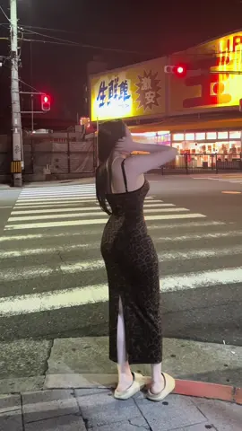 Muốn nói em quên anh ta đi nhé..