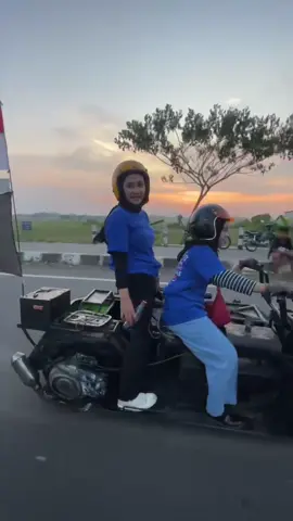 aku kamu dan motor tua