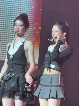 We know why Yujin and Xiaoting were shy during 