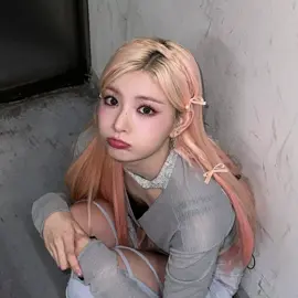 her pink hair is the best tekrar atıom tutarsa yuzumu atıcam #yiren #wangyiren #王怡人 #keşfet #fyp 