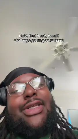 LIKE WHY WOULD YOU WANT THE WORLD TO SEE YOU DOUBLE CAKED UP ON A SUNDAY MORNING?!! #fyp #funny 