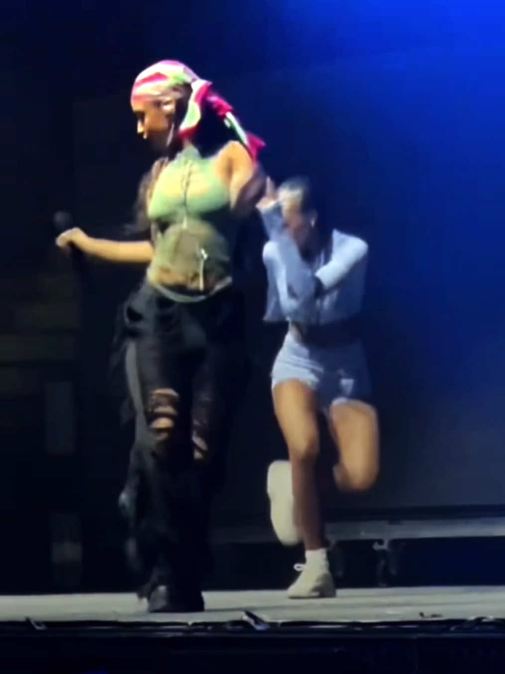 Quick break 💚 || @TYLA                            #tyla #amapiano #southafrica #amapianodance #trending 