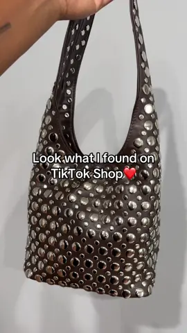 I have 2million things in my cart now🤣 #purse #fashiontiktok #tiktokshop #bag #stud 