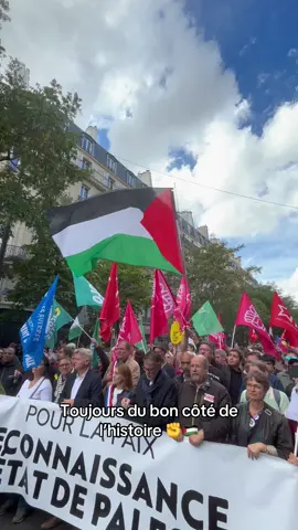 Aujourd’hui, on a marché pour la paix 🕊️🇵🇸