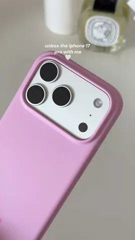 unbox my new iPhone 17 pro with me 🤍🎀 #iphone17pro #apple #unboxingvideo #pinkiphone #cleangirl 