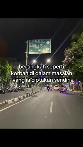 aku menyebut nya plying victim😋 #plyingvictim 