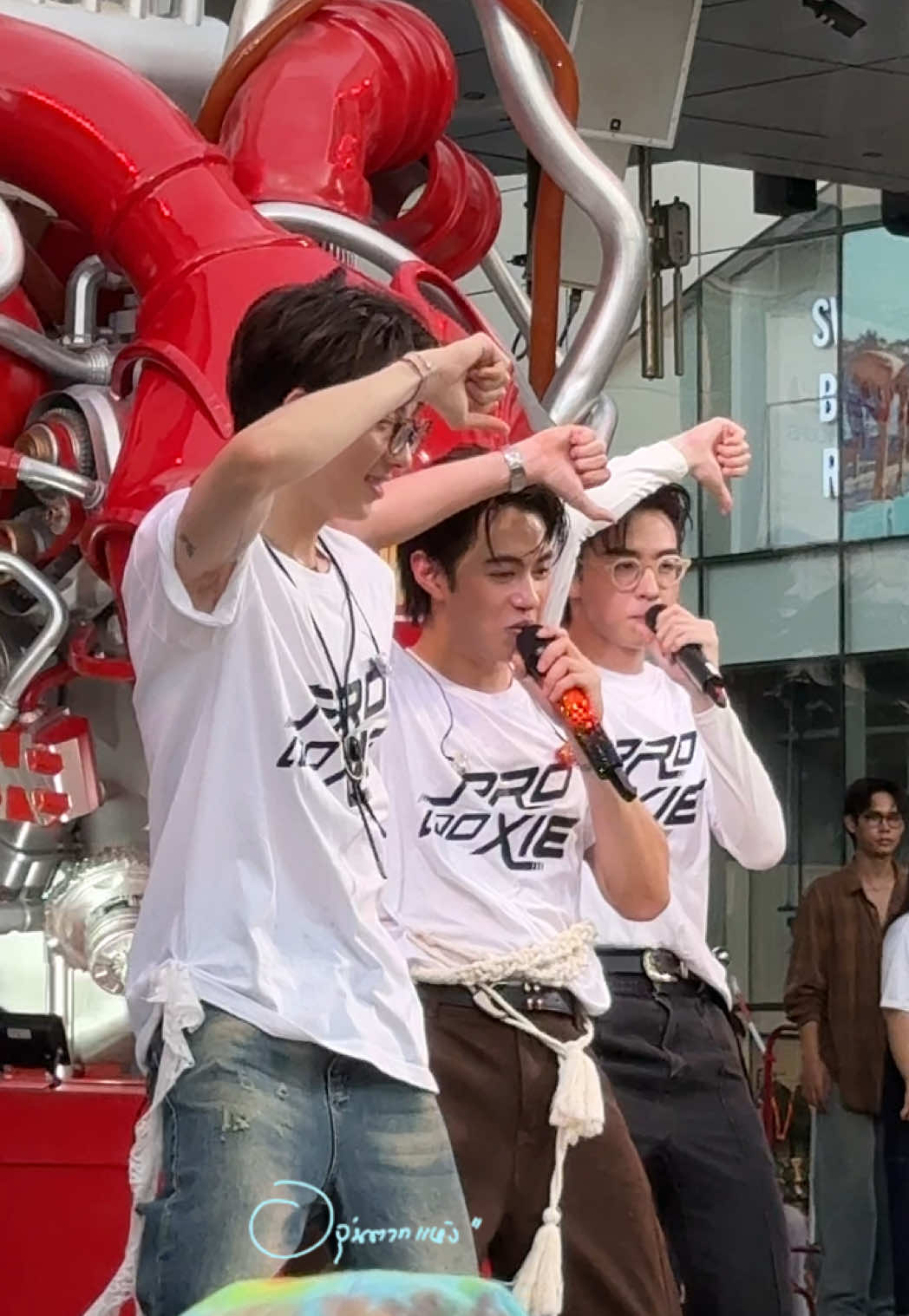 เมื่อเจ้าก้อนจะแถมเหงาให้ แต่ดันลืม blocking เหตุการณ์วุ่นวายมาก 🤣🤣 💛🧡💚🩷🩵💜 #PROXIEเจอXIEอินพัทยา #PROXIEth #PROXIEOnglee #PROXIEGorn#PROXIEChokun 