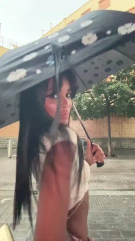 No quería mojarme los pantalones jiji 