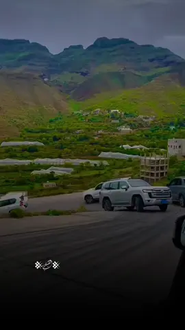 #؟ ... ...،ما اروع الجلسه بها والجوو هادي. 🥰😴
