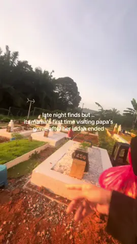 its really hard for me to see mama sad whenever she misses papa . everytime she cries and thinks about papa , i can feel her pain and it hurts me so much inside because i love her and i dont want to see her broken :( sometimes , when i see her tears , i cant hold mine back either because it makes me realize how much we both miss papa and how much his absence still affects us every single day . doakan mama saya terus kuat dan sihat selalu tau :(( .  alfatihah papa saya :( 💗 #f 