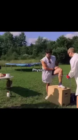La physique est tellement folle 🤣🤣#amazing #scienceexperiment 