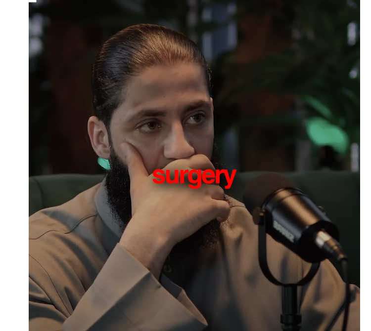 Flatlined but Brought Back: A Mother’s Duas That Shook the Operating Room! #akhiayman #mothersdua #islamicreminder #islamic_video #usa #viral #islamic_media #fyp #newyork 