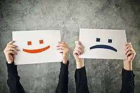 انسان نوعان  نوع ينجذب إلى موت وهو انسان الذي ينجذب إلى حزن والى اخره….. نوع ينجذب إلى الحياة وهو انسان الذي ينجذب إلى سعادة والى اخره…. نعم فريقين ينفسان بعضهم