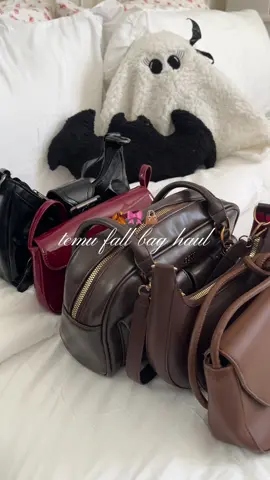 perfect bags for fall 🍂🎀👜 🔍 code: dyb9687 and find the 🔗 in bio (only for new app users with qualifying orders. T&Cs apply) #fall #temu #temufinds #cozyvibes #aesthetic 
