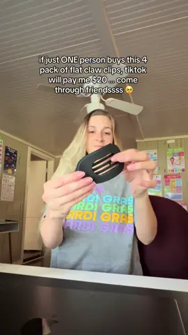 help a girl outtt ❤️ #clawclip #flatclawclip #hairclip #hairaccessories #supportingeachother 