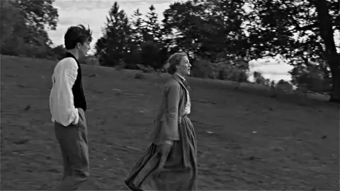 your what? watch all of this i promise it’s worth it #littlewomen #gretagerwig #timotheechalamet #yearning #littlewomen2019 