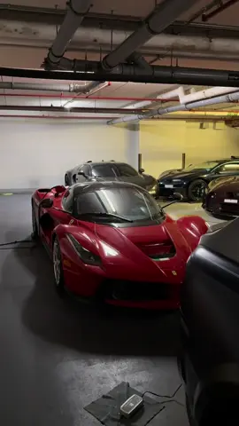 I was speechless                                          #bugatti #laferrari #mansory #dubaicars #hypercar 