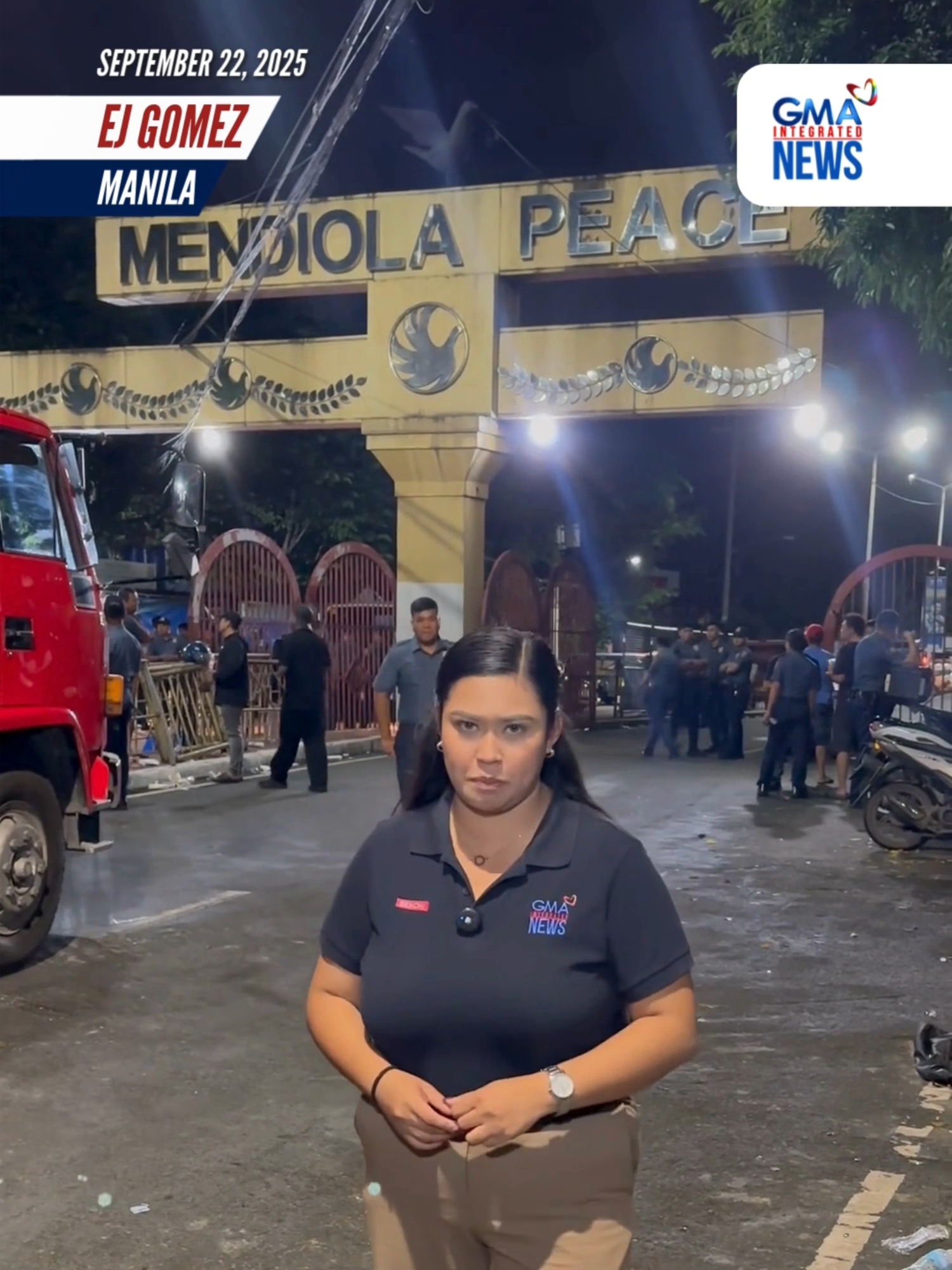 Sa panayam ng #GMAIntegratedNews kay Manila City Mayor Isko Moreno at Manila Police District (MPD) spokesperson Police Major Philip Ines, sinabi nilang aabot sa inisyal na 84 ang bilang ng mga pulis na nasugatan dahil sa mga riot, 15 ang dinala sa ospital. Nasa 72 ang mga naaresto naman na sangkot sa mga kaguluhan sa ilang lugar sa Maynila kabilang ang Recto at Mendiola, 20 rito ay mga menor de edad. Nilinaw din ng MPD na walang nagpaputok ng baril mula sa hanay ng mga pulis noong kasagsagan ng mga kaguluhan. Nangako si Mayor Isko na pananagutin ang mga sangkot sa mga naganap na riot. Patuloy naman ang imbestigasyon ng MPD sa mga nangyaring riot nitong Linggo, September 21. Gayundin ang posibleng pag aresto sa iba pang sangkot. | via EJ Gomez/GMA Integrated News