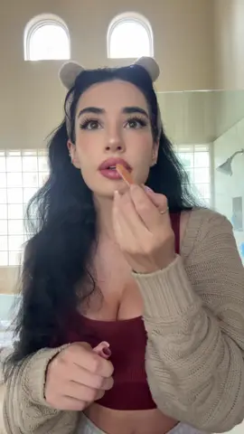 2nd part for my makeup tutorial 🥰 lemme know what u think. @urban decay @Too Faced @Kosas @Haus Labs #makeup #makeuptutorial #fyp @buxomcosmetics 