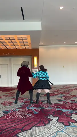 Blavk Sparrow & @Madam_Kandy w/ the collab #cosplayken #blavksparrow #bodybuilder #bodybuildersthatcosplay 